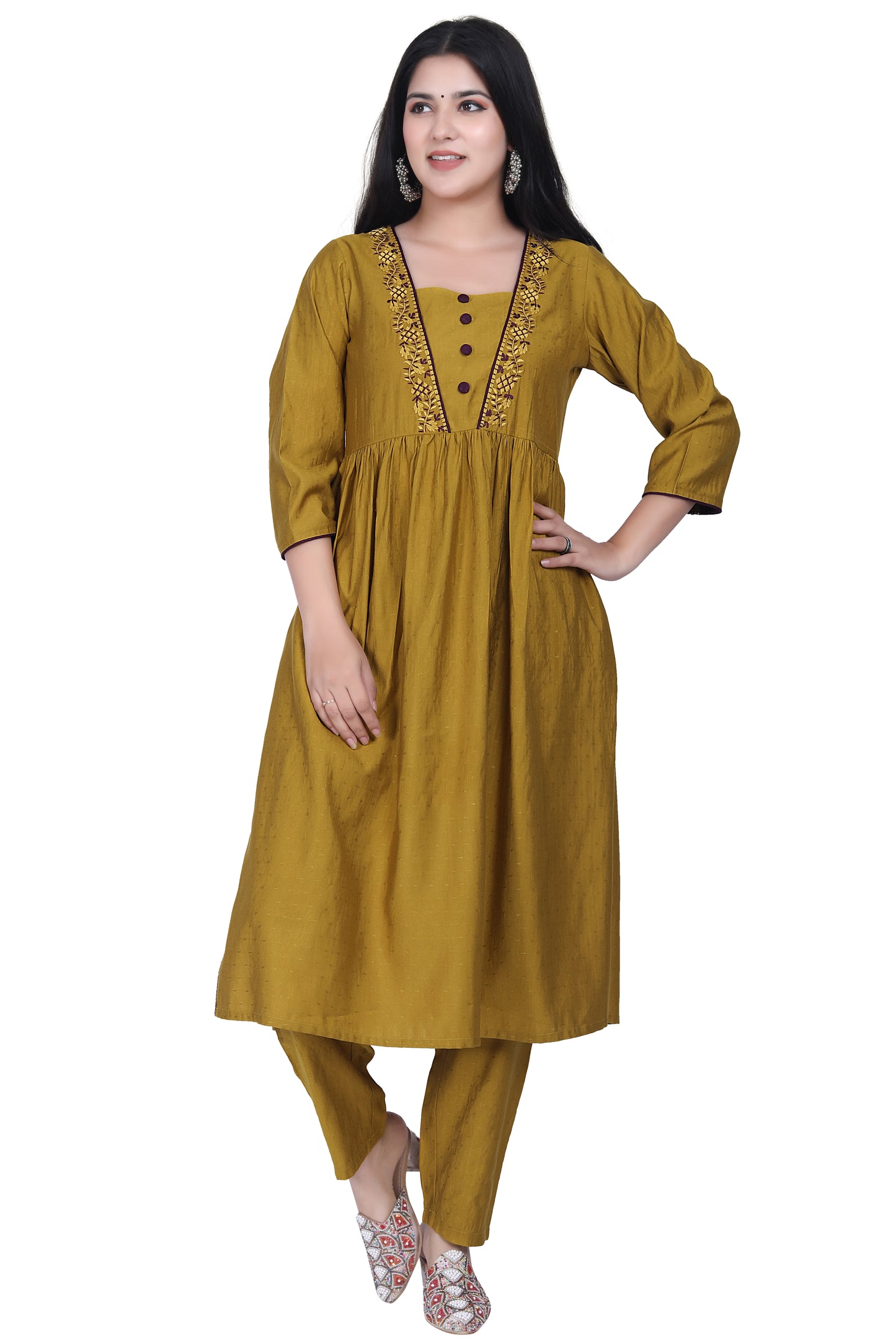 V NECAK KURTA SUIT SET